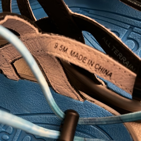 Jambu Black and Blue Strappy Sandals - Picture 3 of 5